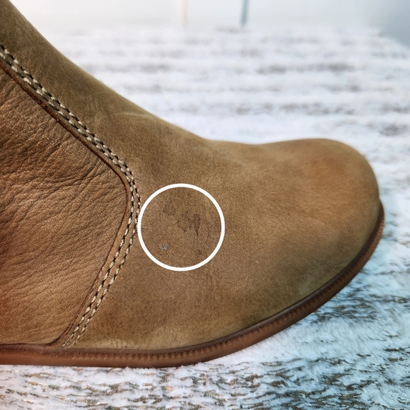 Kodiak Canada "Low Rider Chelsea" Ankle Bootie Tan Suede | Women's Size 6.5 - Picture 9 of 15